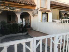 Gran alacant : two bedrooms with private garden